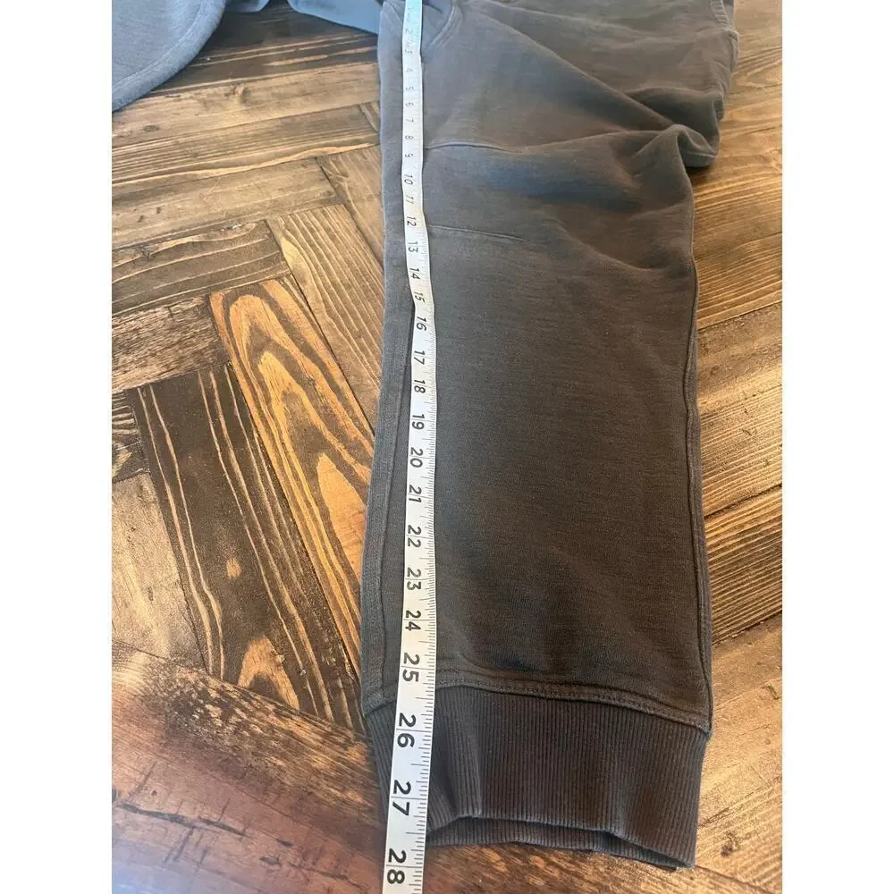 Duluth Trading Co pre owned